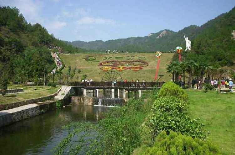 武汉黄陂木兰天池拓展基地